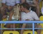 kissing in Cricket